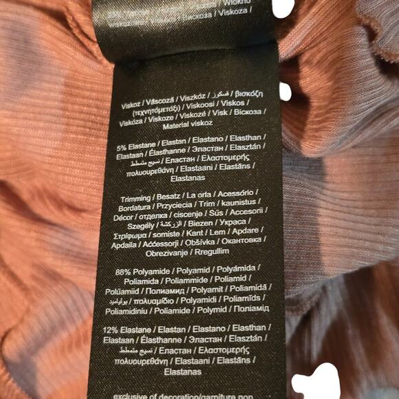 Vero Moda Kella 2-Piece Pyjama Set - Size 3X - Picture 8 of 13